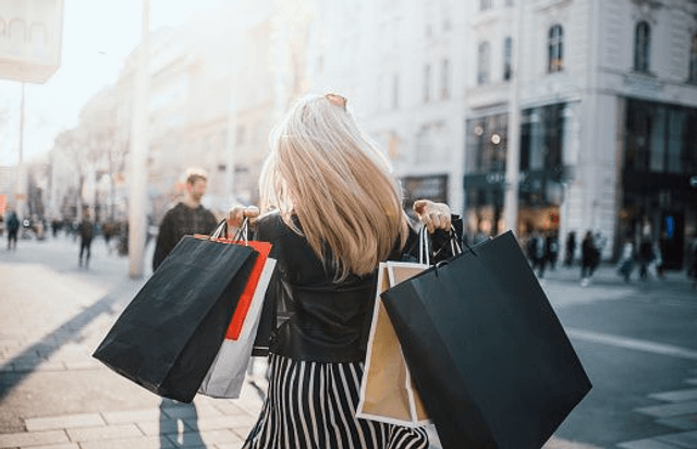Personal Shopper ( 1 ora )
